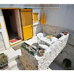 Sunshine Apartment Murter